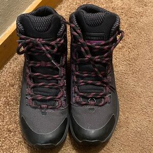Merrell Vibram Hiking Winter Boots Womens 8.5 purple 200g Arctic Grip